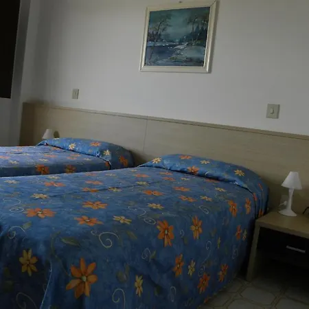 Santa Cruz Hotel